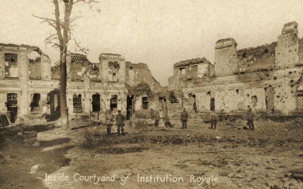 Messines, Belgium, during the German occupation  in 1917, inside the courtyard of the Institution Royale.